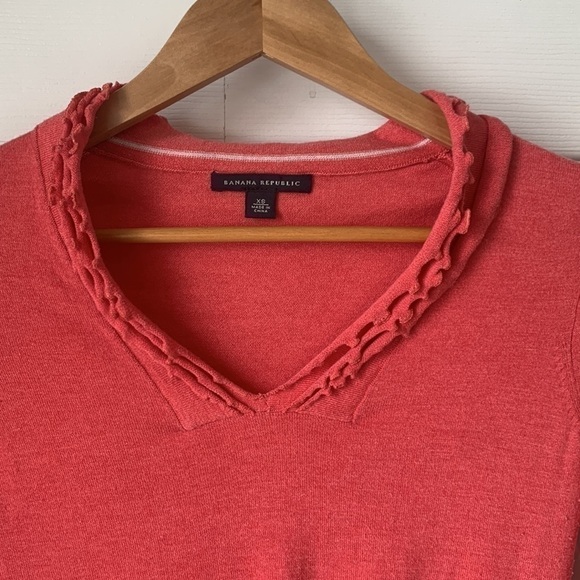 Banana Republic blouse - Picture 2 of 4